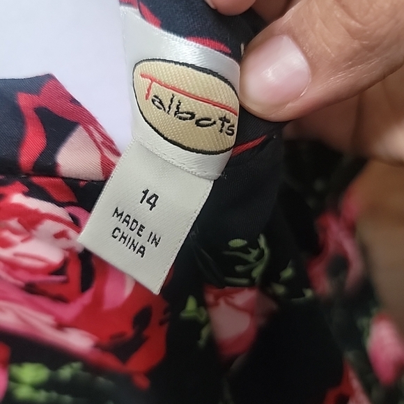 Talbots Black, Red Floral Cap  Sleeve Maxi Flowy Dress Size 14 Prairie Cottage - Picture 6 of 7